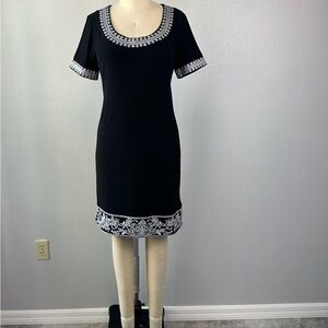 Ronni Nicole Dress Size 8 Jersey Black Embroidered Short Sleeves Light Stretch